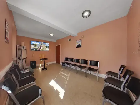 953 E 11th Avenue Tampa FL 33605