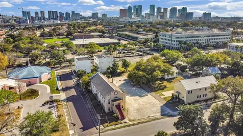 953 E 11th Avenue Tampa FL 33605