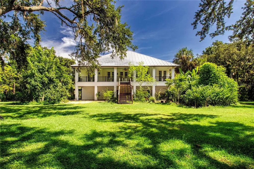 1422 Lightfoot Road Wimauma FL 33598