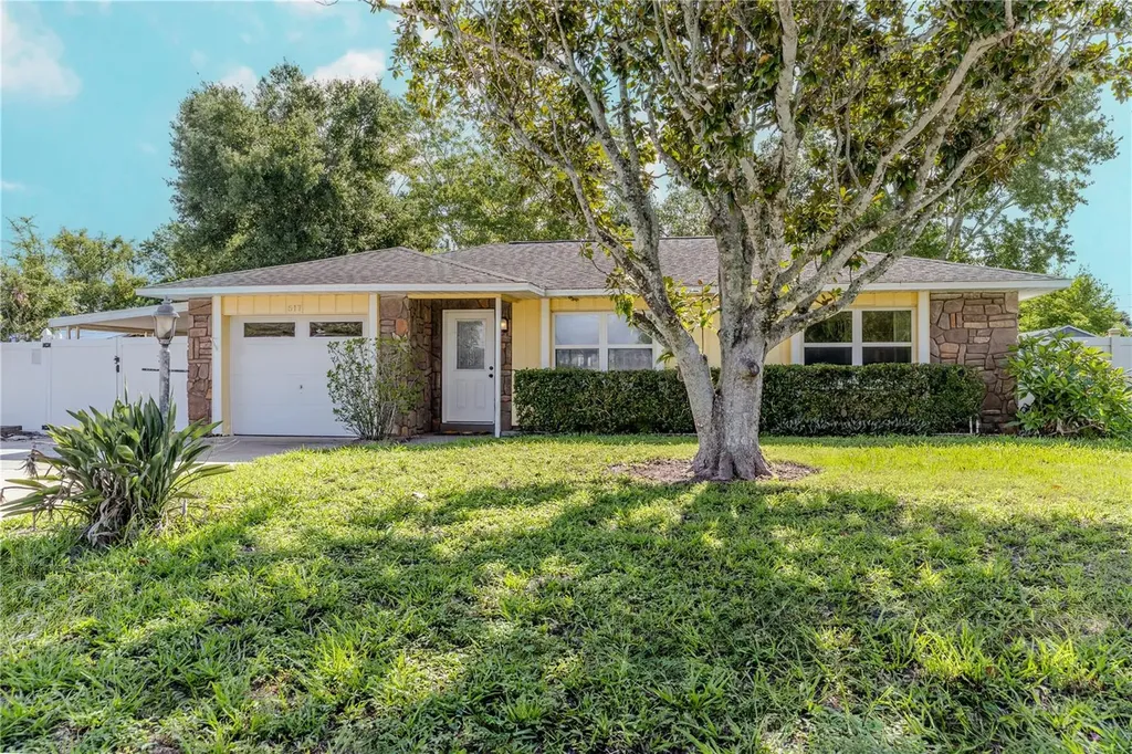517 Tyler Avenue Deltona FL 32725