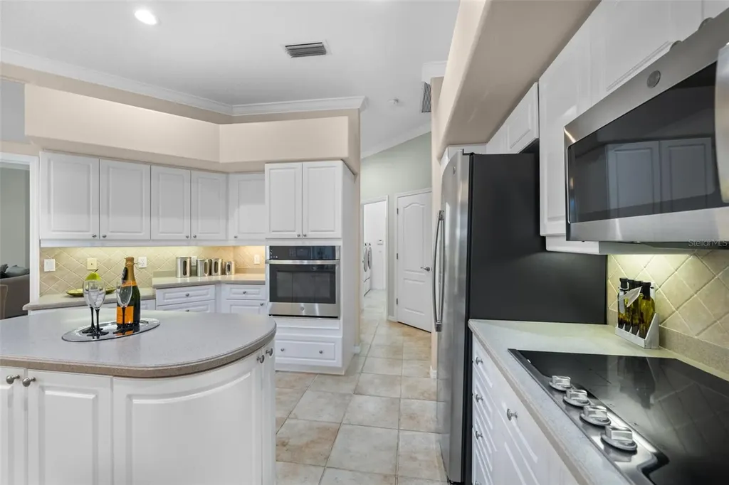 8809 Havenridge Drive Sarasota FL 34238