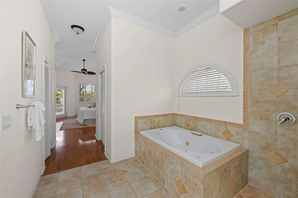 8809 Havenridge Drive Sarasota FL 34238