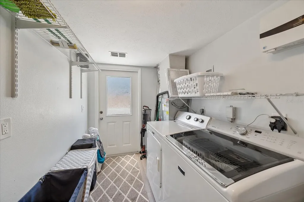 795 Plymouth Street Sarasota FL 34242