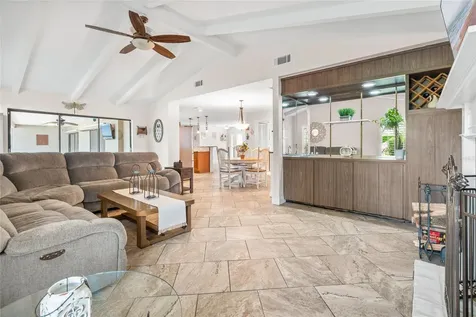 4207 Charing Cross Road Sarasota FL 34241