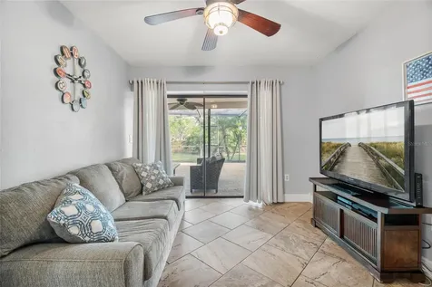 4207 Charing Cross Road Sarasota FL 34241