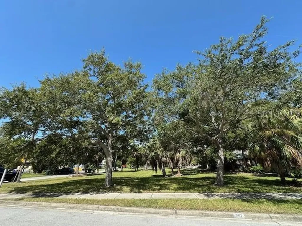 380 Hancock Street Dunedin FL 34698