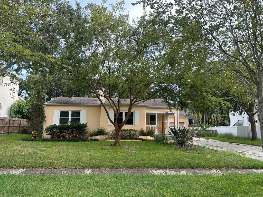2922 W Coachman Avenue Tampa FL 33611