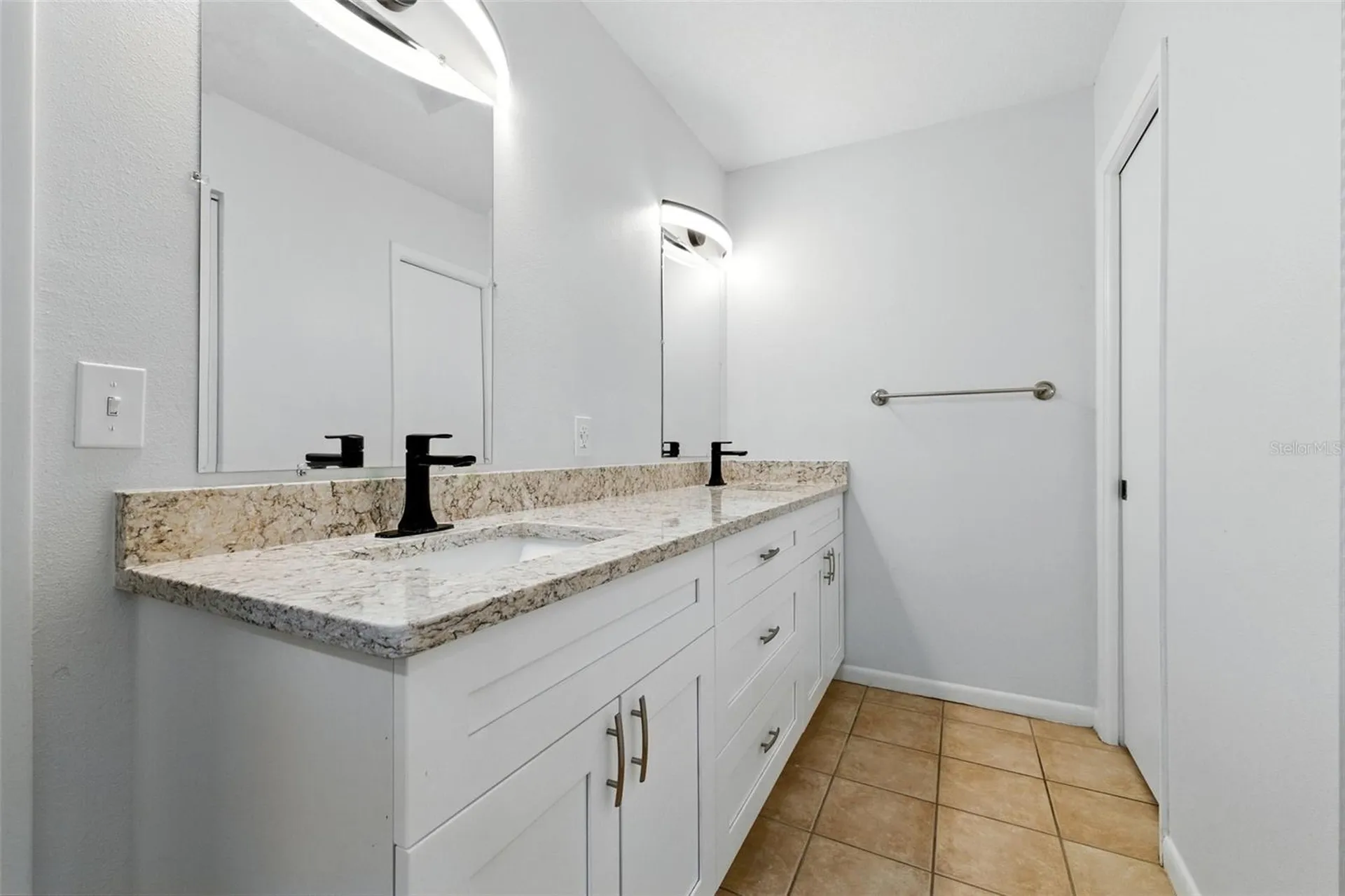 4404 Oak Harbor Drive Tampa FL 33613