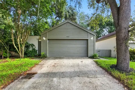4404 Oak Harbor Drive Tampa FL 33613