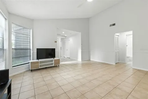 4404 Oak Harbor Drive Tampa FL 33613