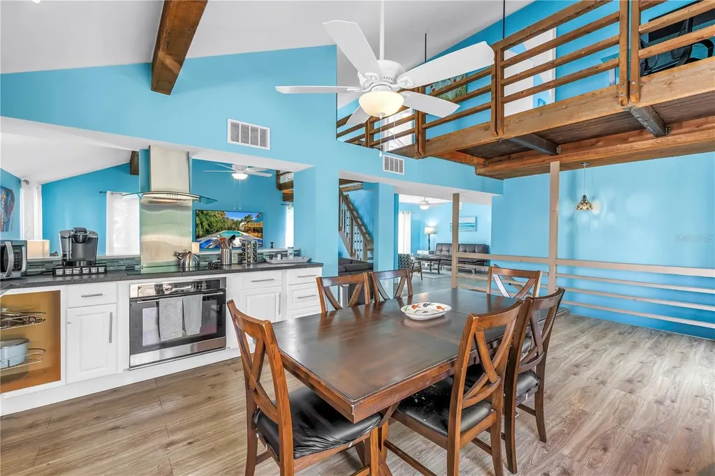 156 Siesta Drive Sarasota FL 34242