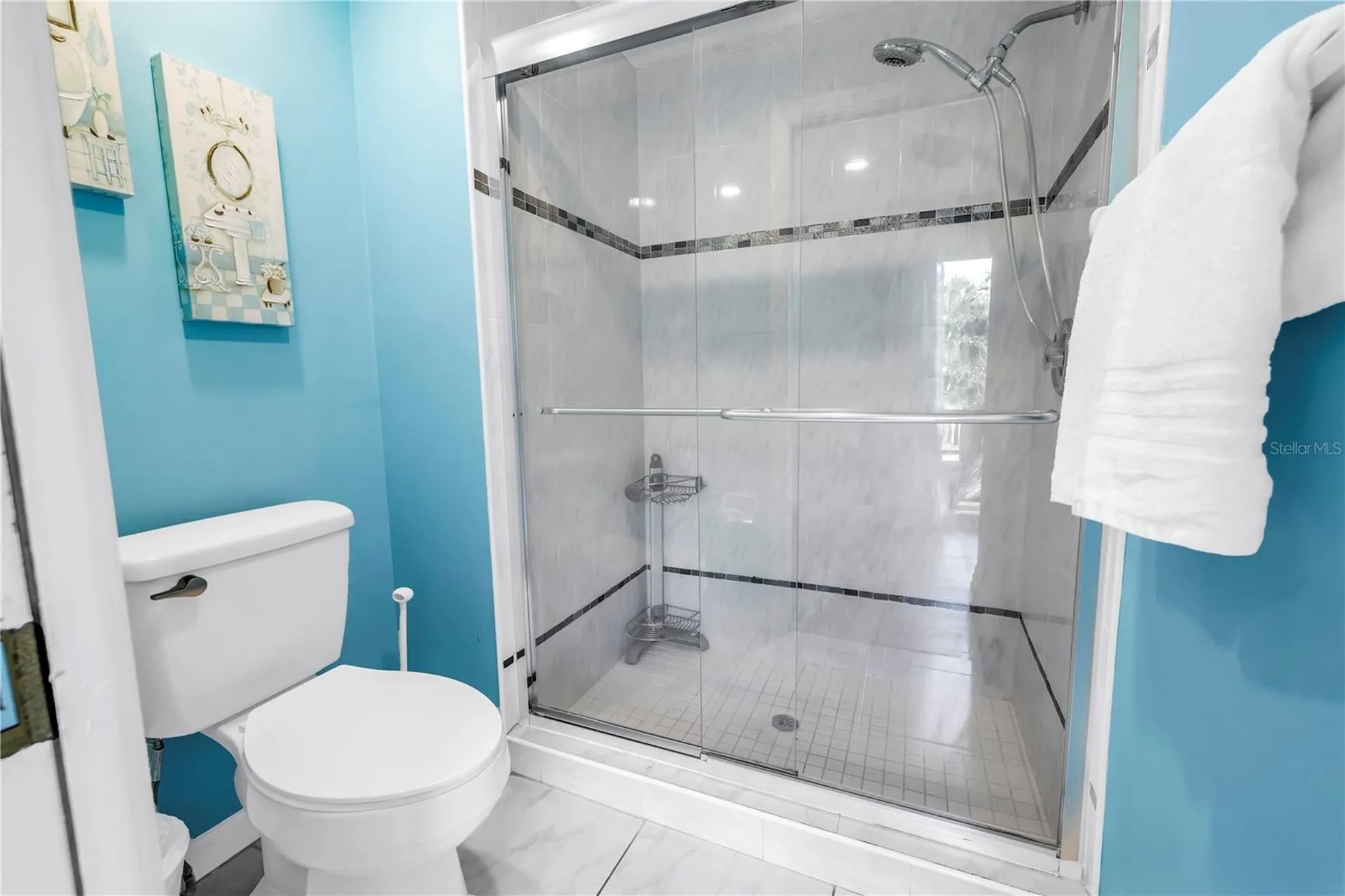 156 Siesta Drive Sarasota FL 34242