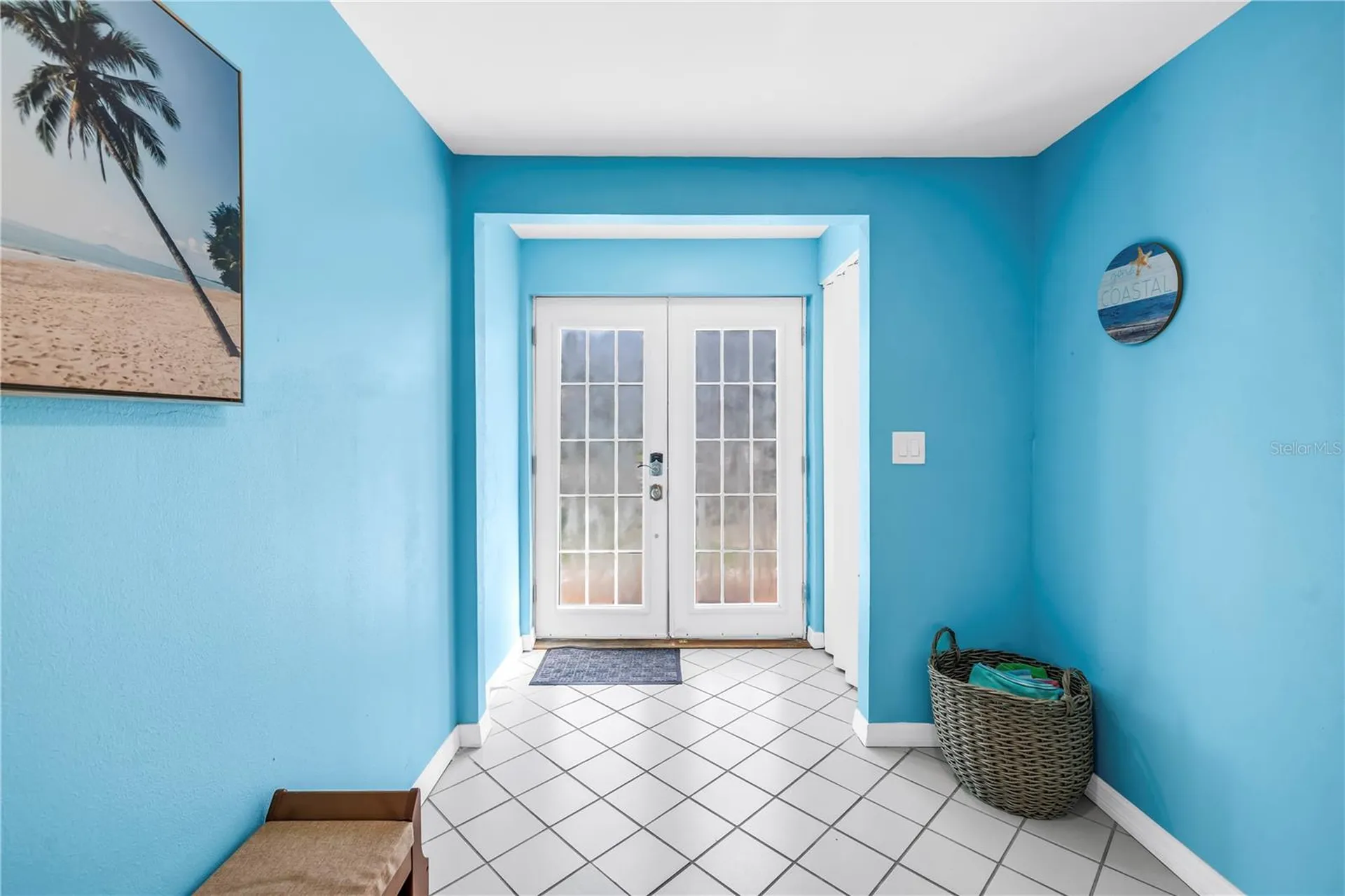 156 Siesta Drive Sarasota FL 34242