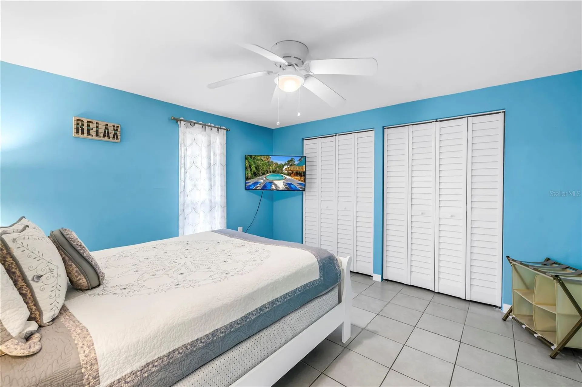 156 Siesta Drive Sarasota FL 34242