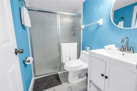 156 Siesta Drive Sarasota FL 34242