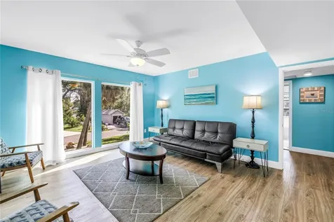156 Siesta Drive Sarasota FL 34242