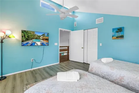 156 Siesta Drive Sarasota FL 34242