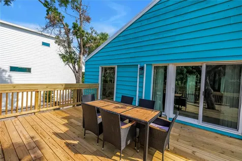 156 Siesta Drive Sarasota FL 34242