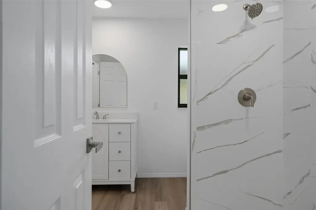 9910 Island Harbor Drive Port Richey FL 34668