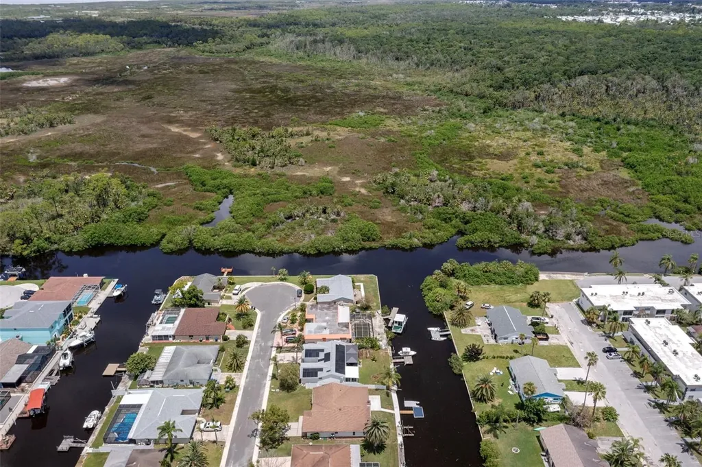 9910 Island Harbor Drive Port Richey FL 34668