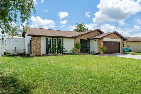 9910 Island Harbor Drive Port Richey FL 34668