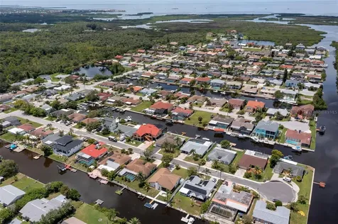 9910 Island Harbor Drive Port Richey FL 34668