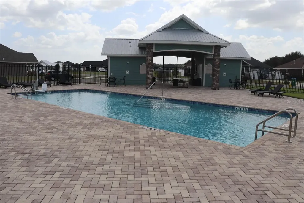 24313 SW 17th Lane Newberry FL 32669