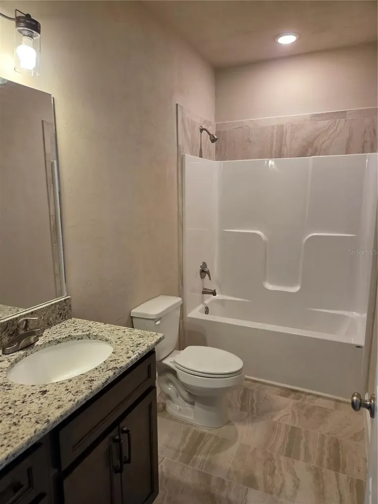 24313 SW 17th Lane Newberry FL 32669