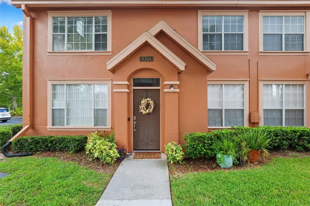 9368 Lake Chase Island Way Tampa FL 33626