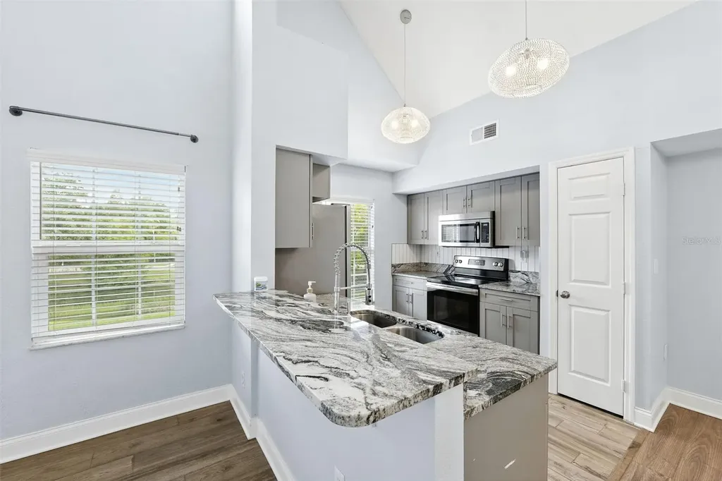 9368 Lake Chase Island Way Tampa FL 33626