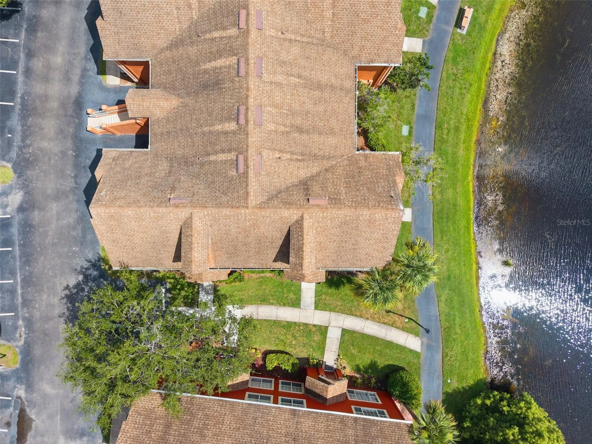 9368 Lake Chase Island Way Tampa FL 33626