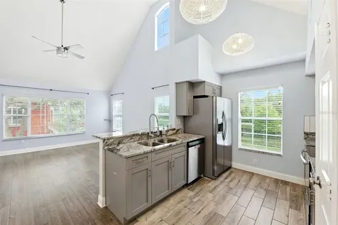 9368 Lake Chase Island Way Tampa FL 33626