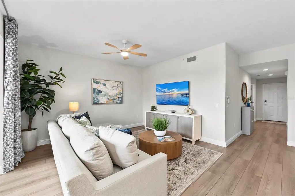 5280 Hyland Hills Avenue Sarasota FL 34241