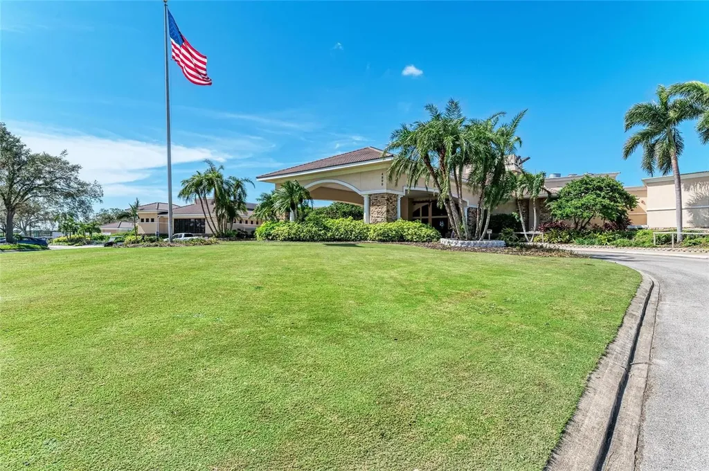5280 Hyland Hills Avenue Sarasota FL 34241