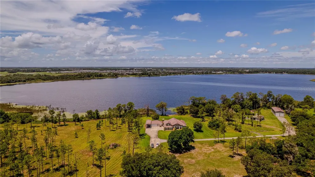 2360 Live Oak Lake Road St Cloud FL 34771