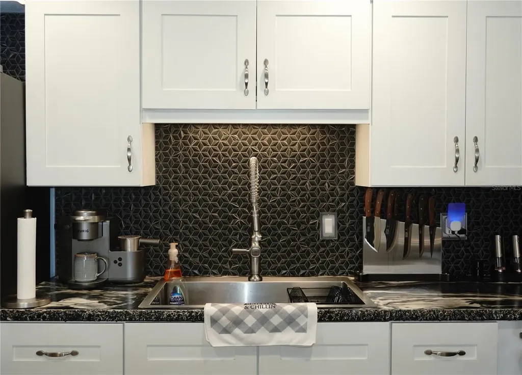 4352 Tahitian Gardens Circle Holiday FL 34691