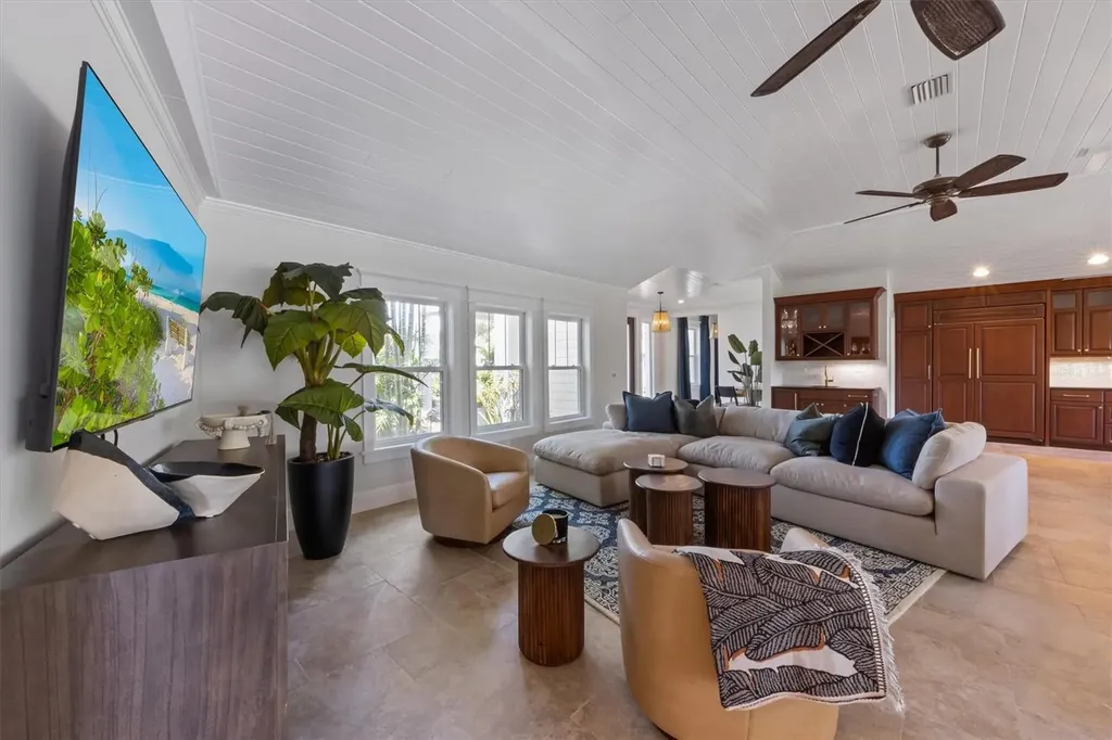 513 Bayview Place Anna Maria FL 34216