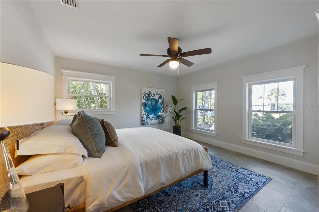 513 Bayview Place Anna Maria FL 34216