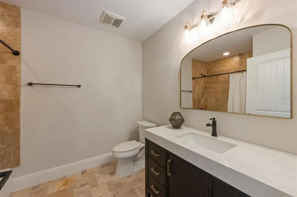 513 Bayview Place Anna Maria FL 34216