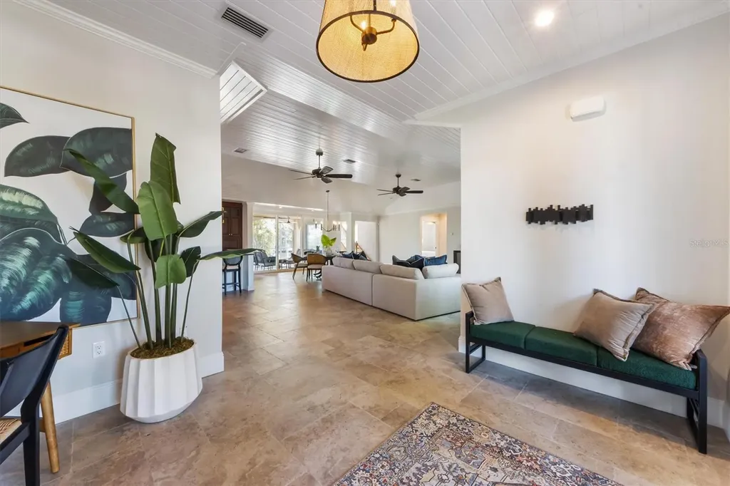 513 Bayview Place Anna Maria FL 34216