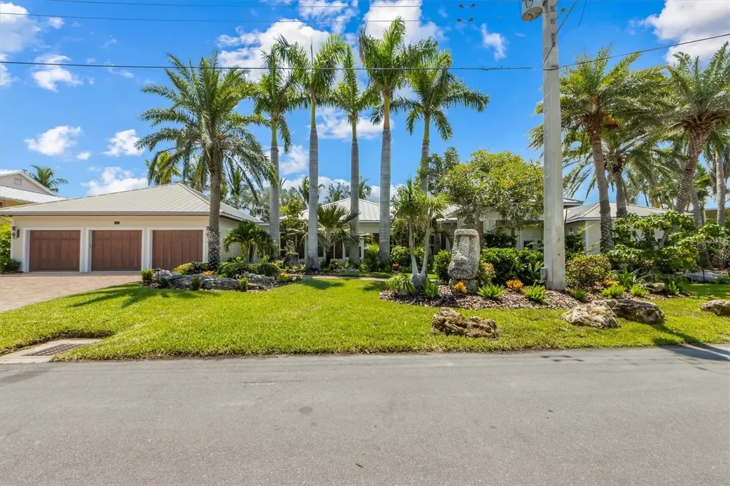 513 Bayview Place Anna Maria FL 34216