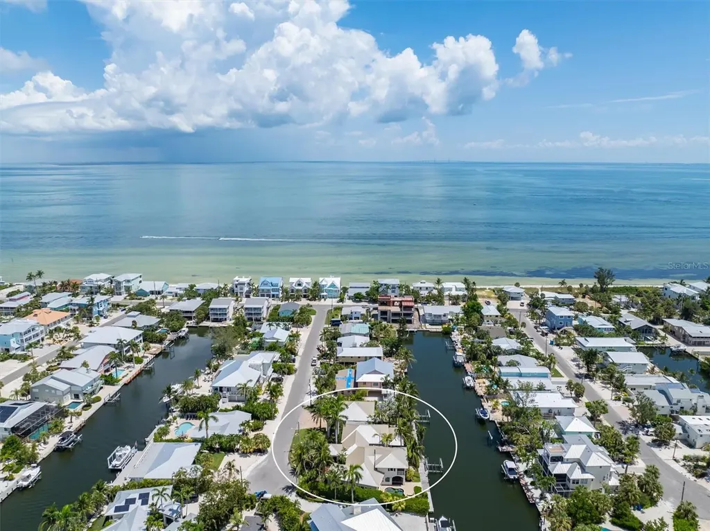 513 Bayview Place Anna Maria FL 34216