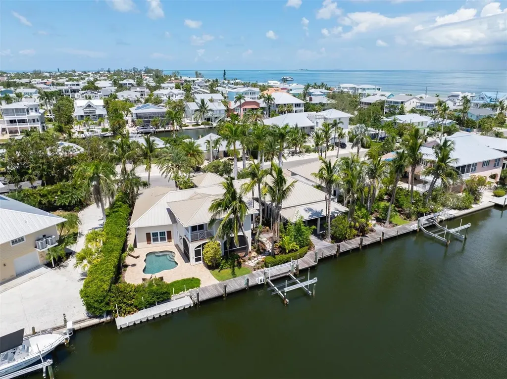 513 Bayview Place Anna Maria FL 34216