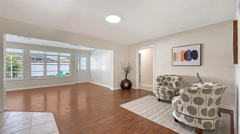 2852 Captiva Drive Sarasota FL 34231