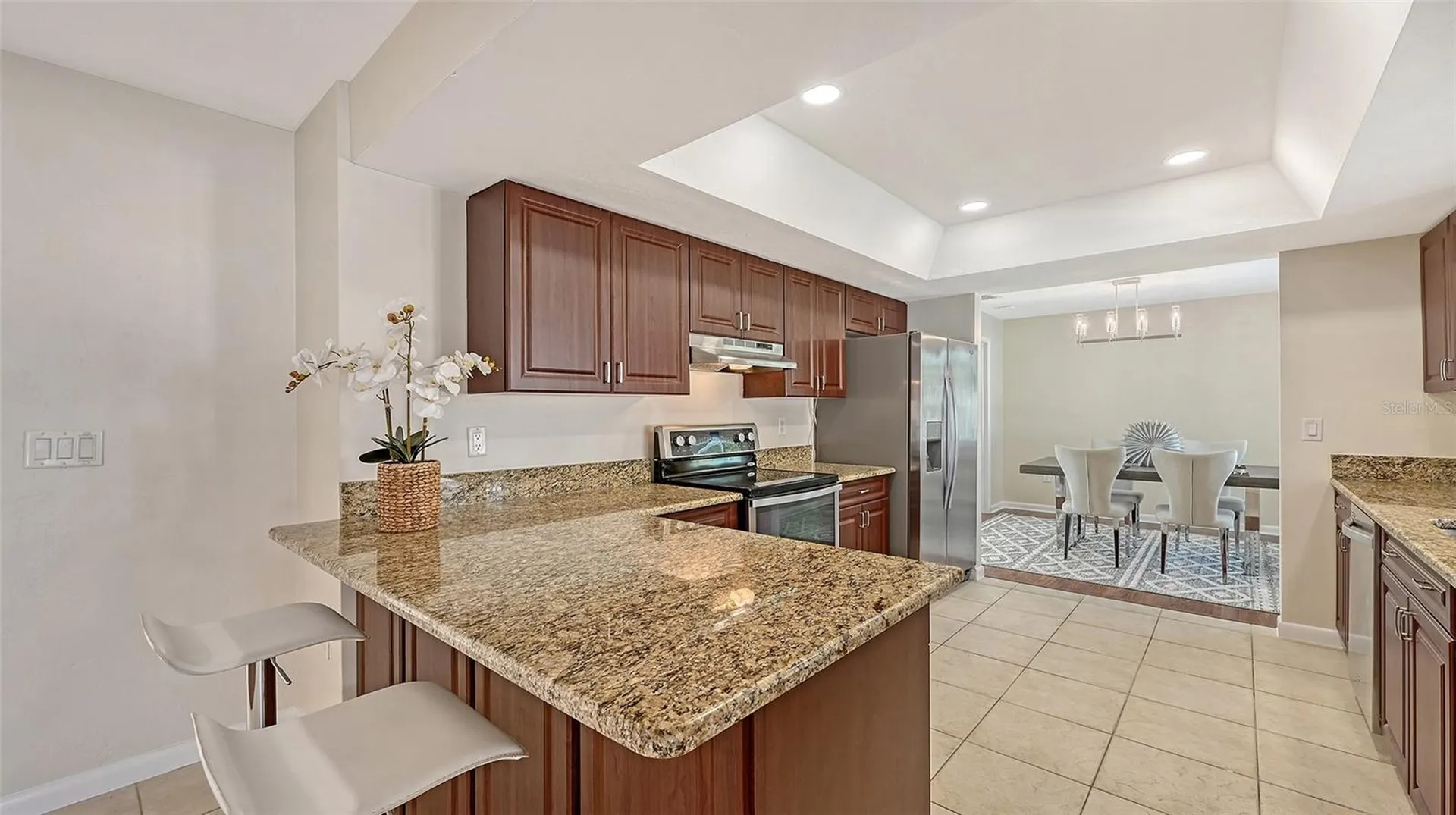2852 Captiva Drive Sarasota FL 34231