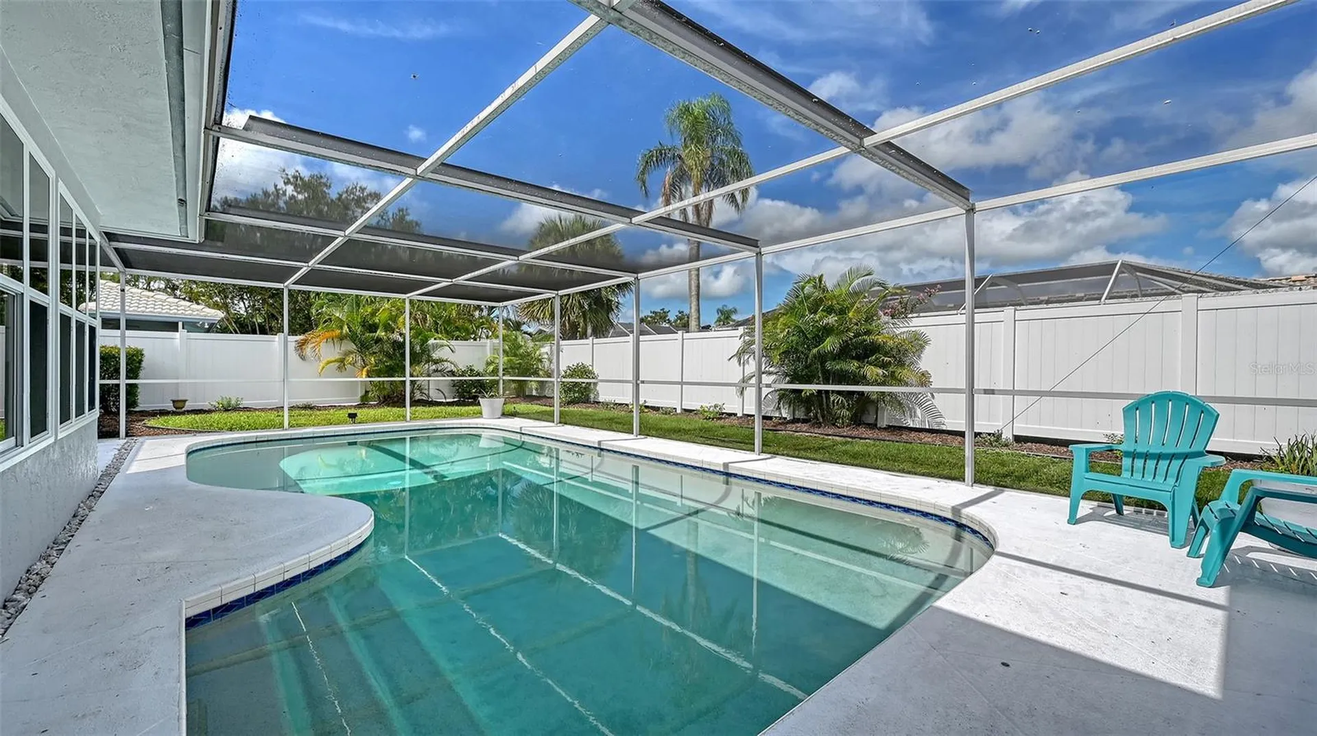 2852 Captiva Drive Sarasota FL 34231