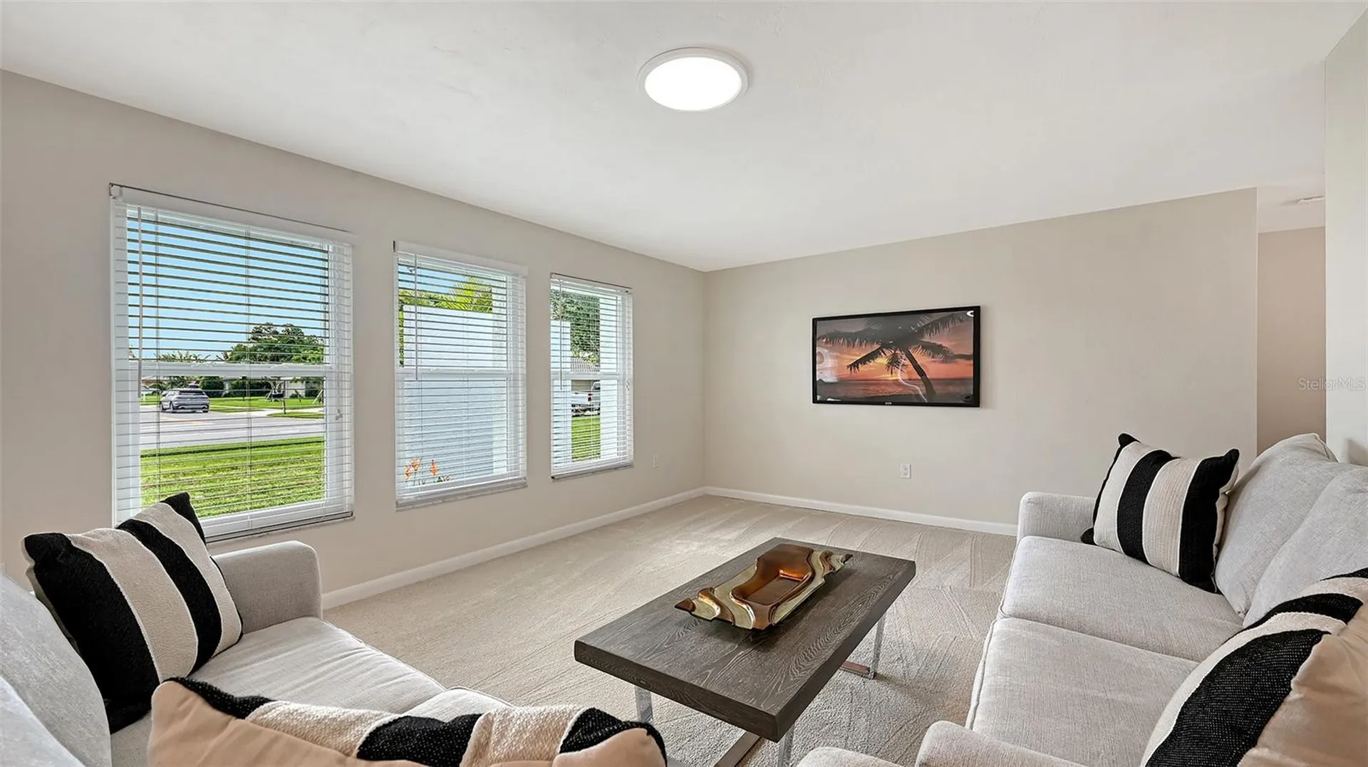 2852 Captiva Drive Sarasota FL 34231