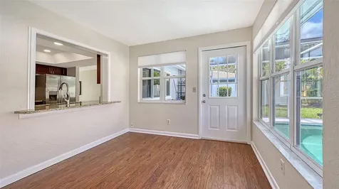 2852 Captiva Drive Sarasota FL 34231