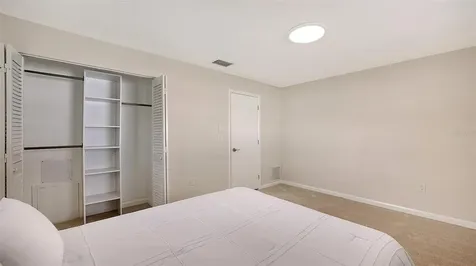 2852 Captiva Drive Sarasota FL 34231