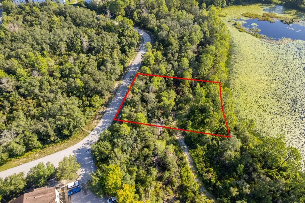 2121 Capri Circle Deltona FL 32738